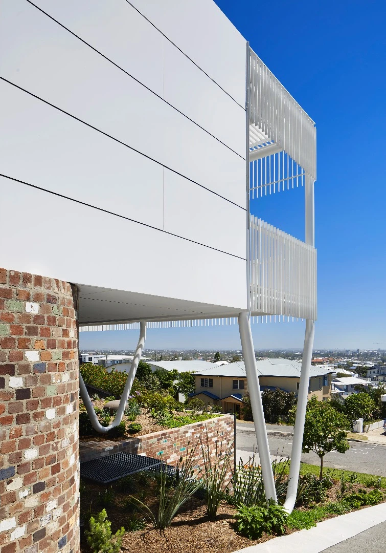 Greenacres measures 310 sq m (3,336 sq ft)