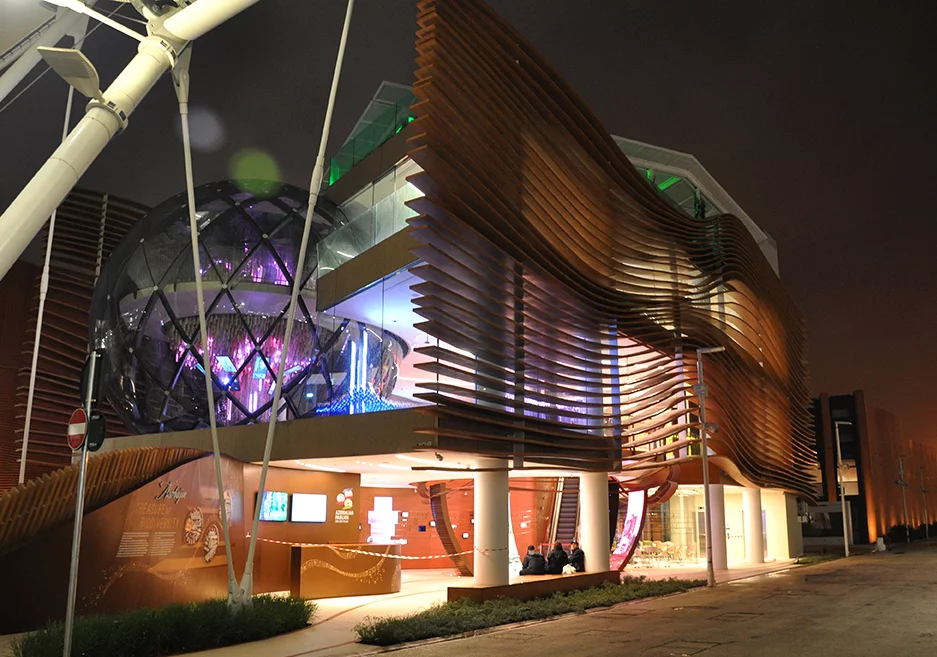 Azerbaijan Pavilion by night