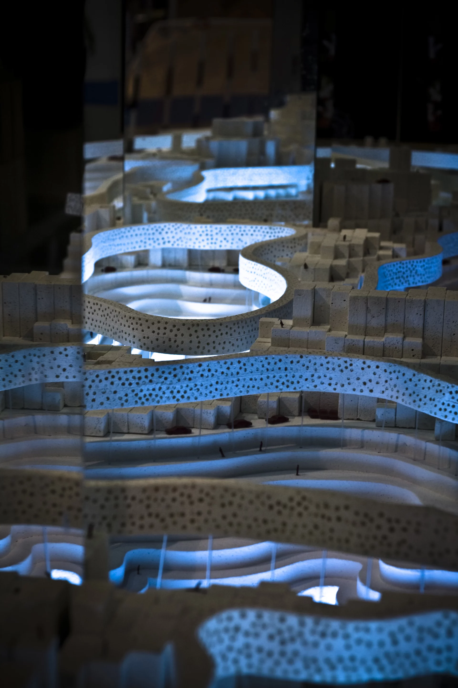 The relative depth of the reservoirs is clear in Shma's physical model of the conceptual Ayutthaya of the future on display at Architect Expo 2012