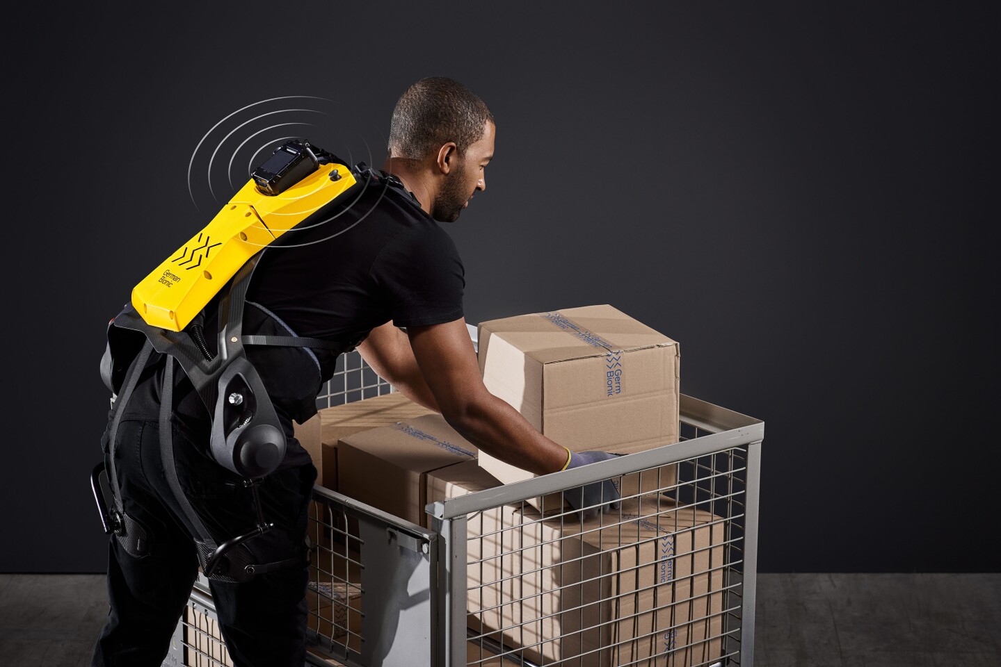 The 5th-generation Cray X exoskeleton is fully connected, compatible with smart factories, and includes an AI-based safety system that warns of incorrect lifting practices or poor posture