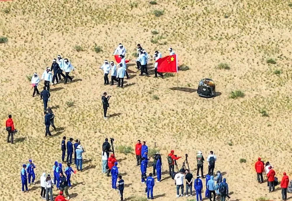 The Chang'e-6 capsule recovery team at the touch down site in Inner Mongolia