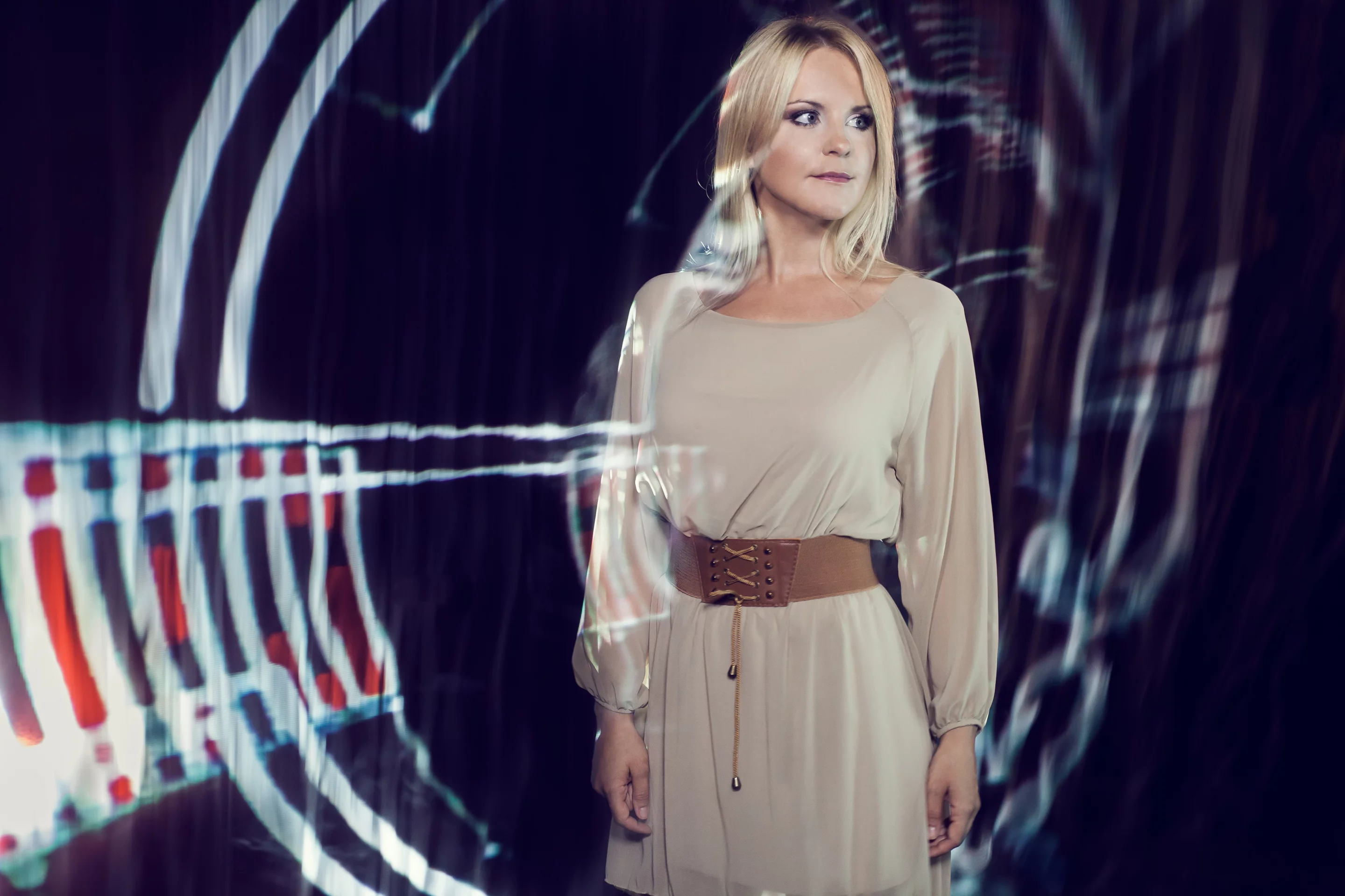 Alas, the LDS only projects in 2D, so isn't a hologram