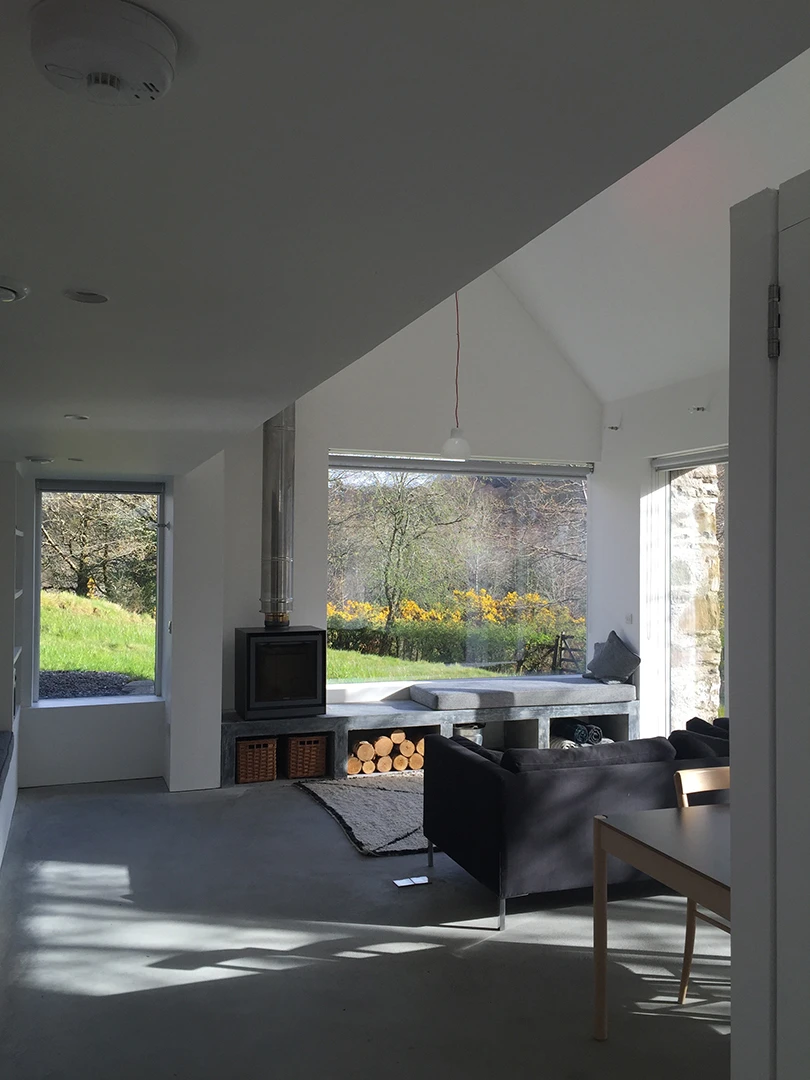 Fernaig Cottage consisted of the renovation, adaption, and extension of a former shepherd’s cottage in the north-west Highlands, Scotland