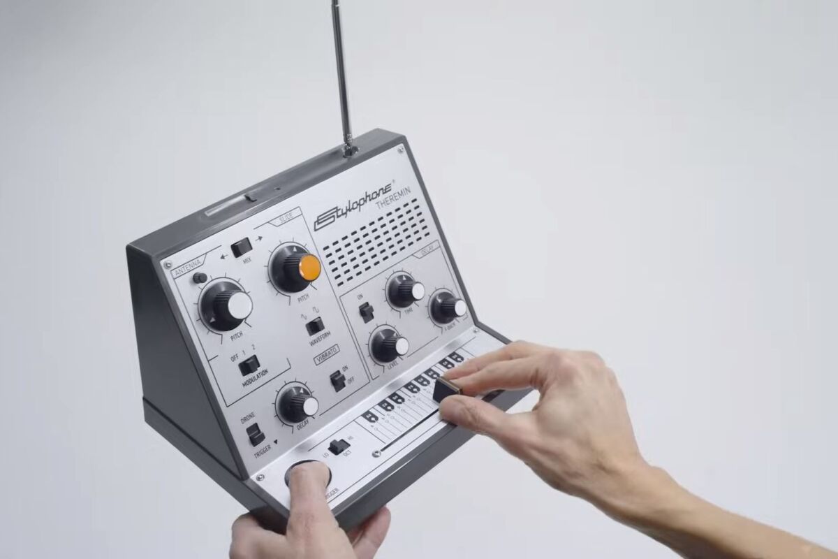 Dubreq's Stylophone Pitch Theremin is up for pre-order