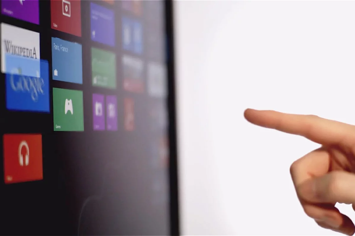 Leap Motion is building up to its July release with a new video showing its interaction with Windows