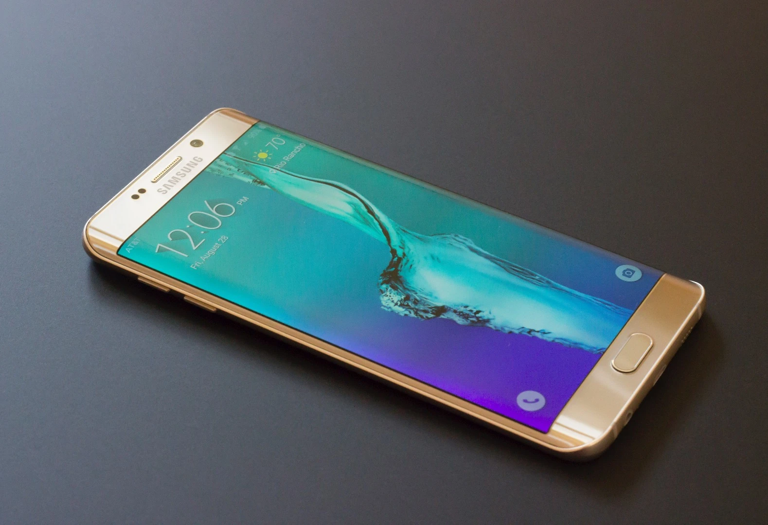 Colors look terrific on the Edge+'s AMOLED display