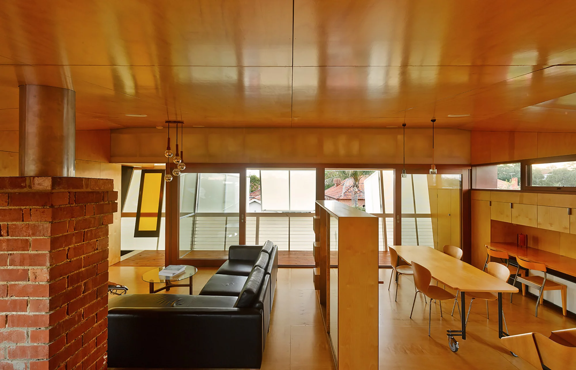 During construction, removal of materials was shunned in favor of re-use where possible, and unwanted timber became furniture, decks, and door frames (Photo: Peter Bennetts)