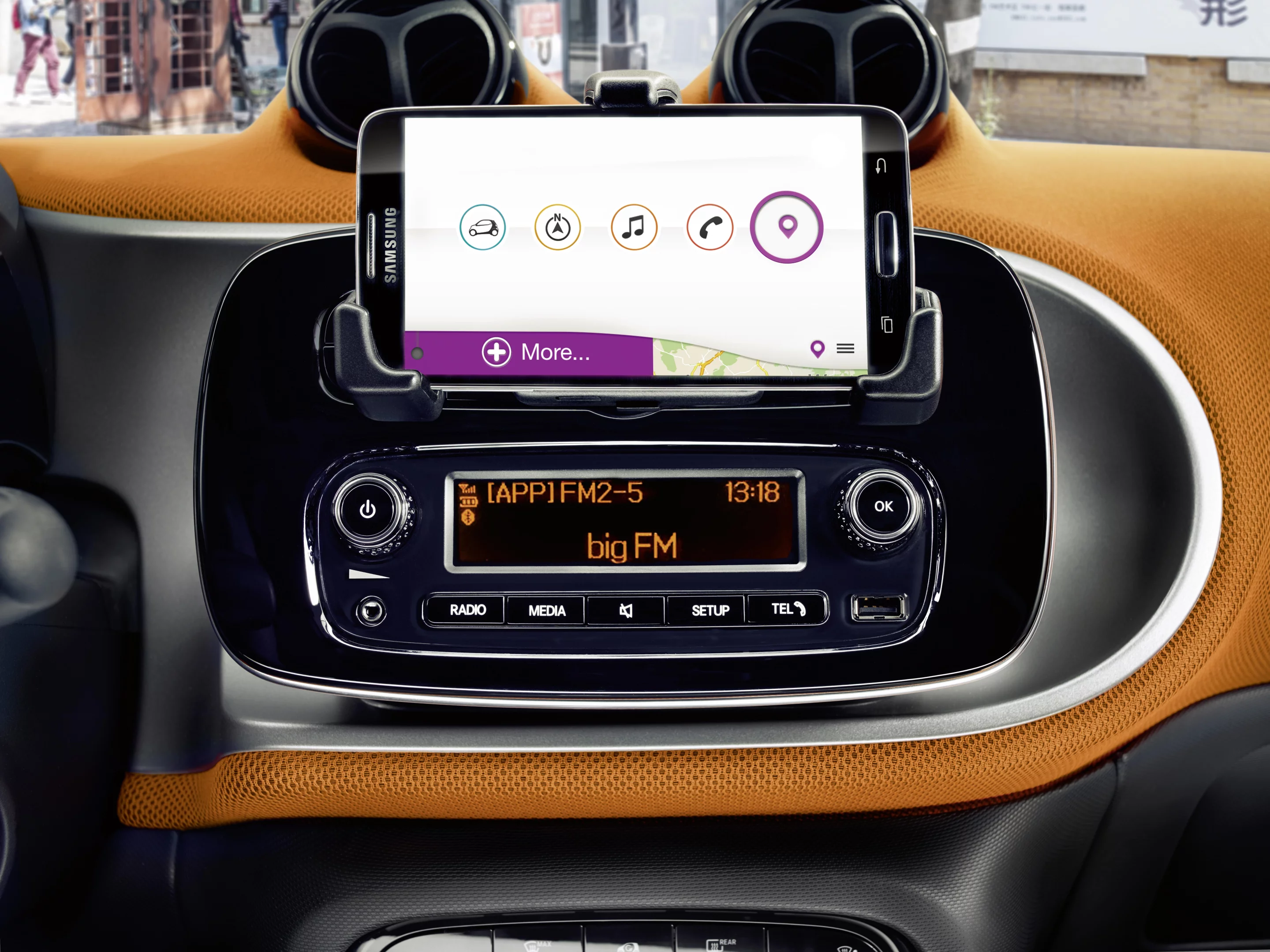 The forfour and fortwo integrate driver smartphones through a free app
