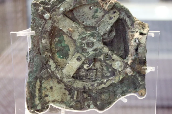 The Antikythera Mechanism is the world's oldest computer (Photo: Giovanni Dall Orto)