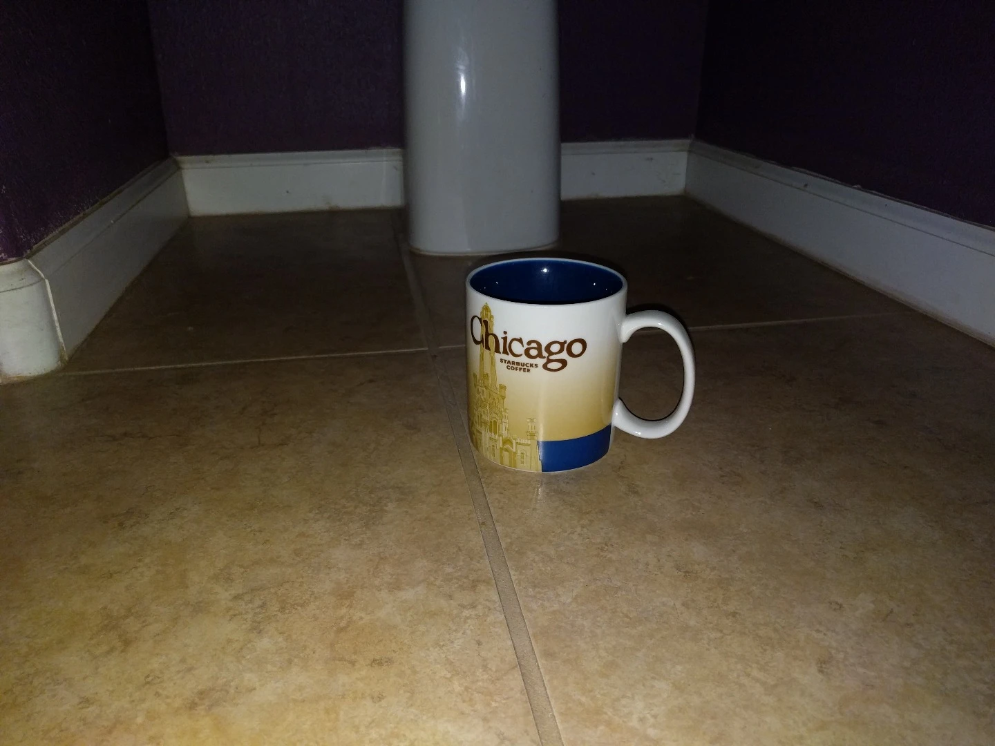 Indoor, poorly-lit – with flash – camera sample (Nexus 6P)