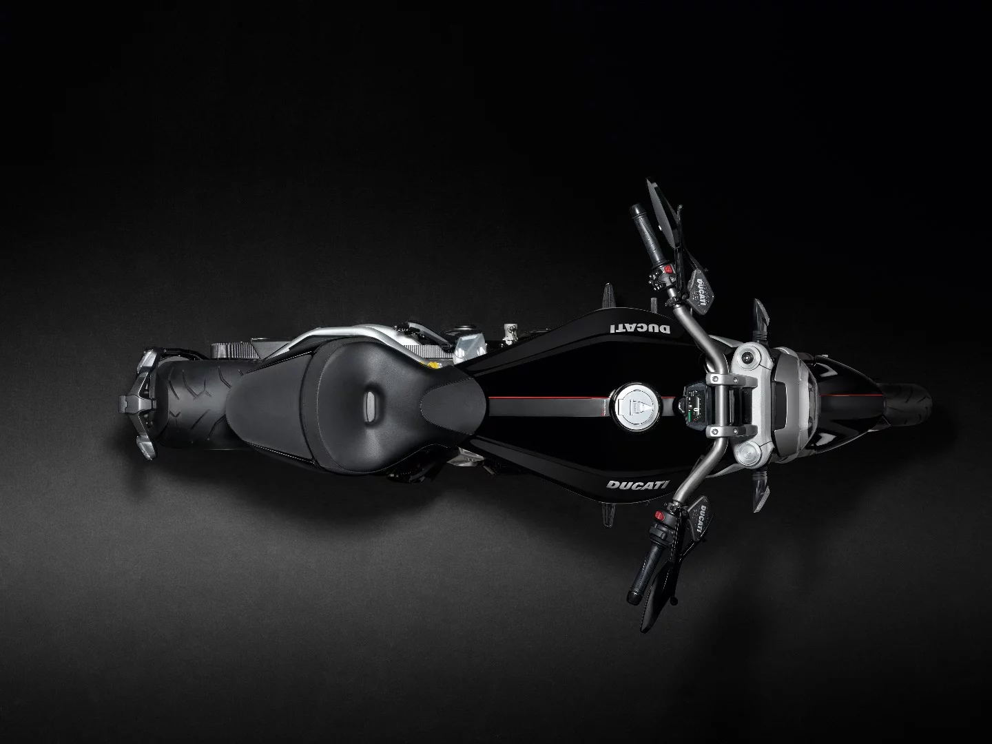Ducati XDiavel S: top view