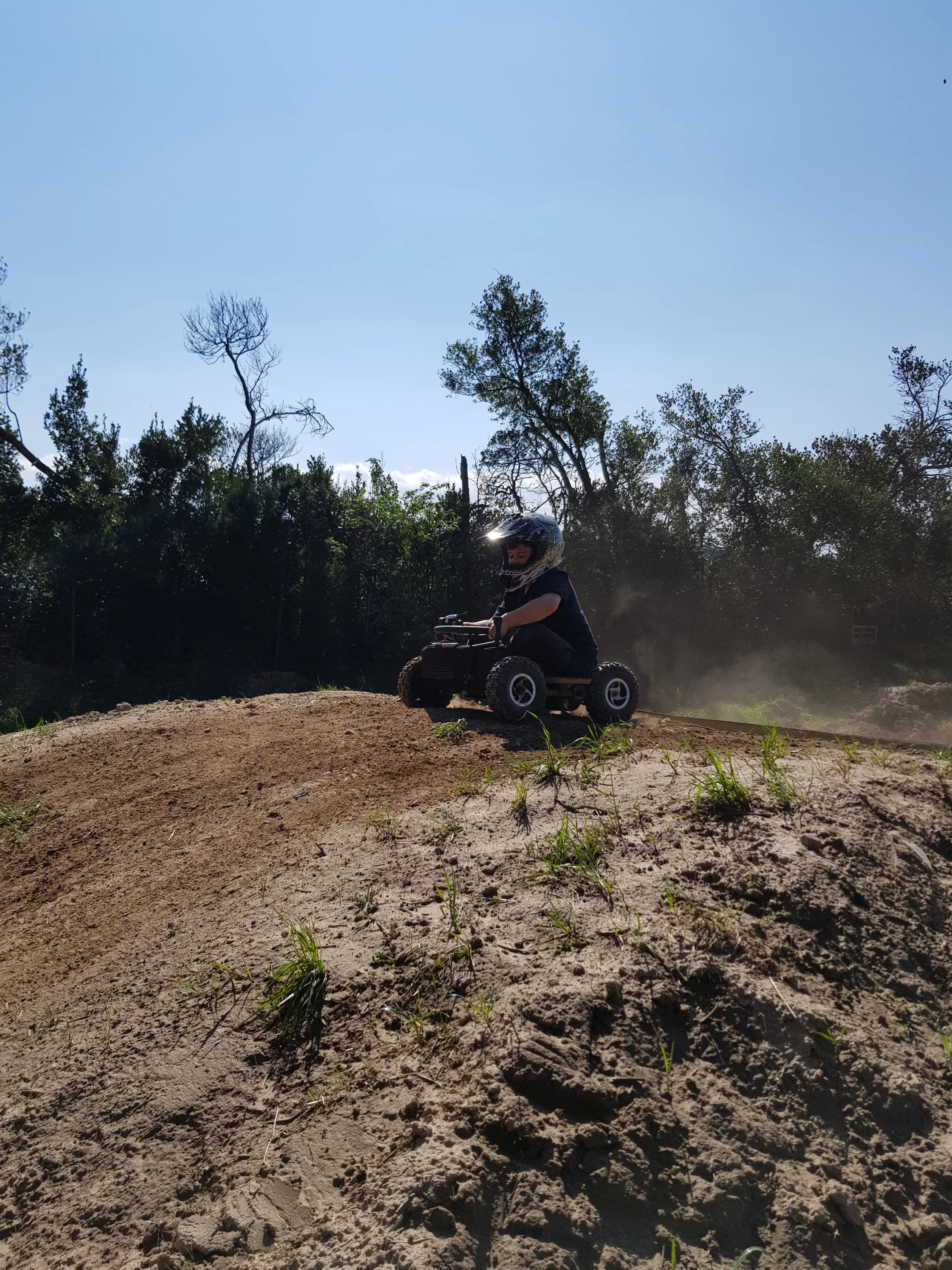 Second main French Kart prototype tested in dirt
