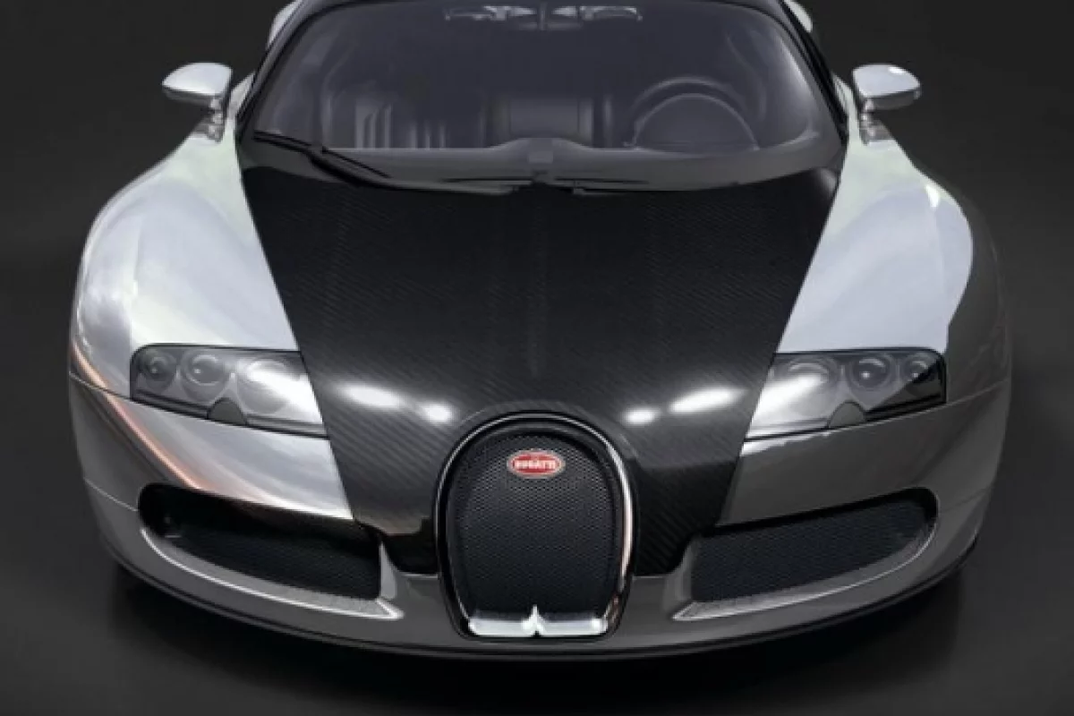The paintless Bugatti Veyron Pur Sang