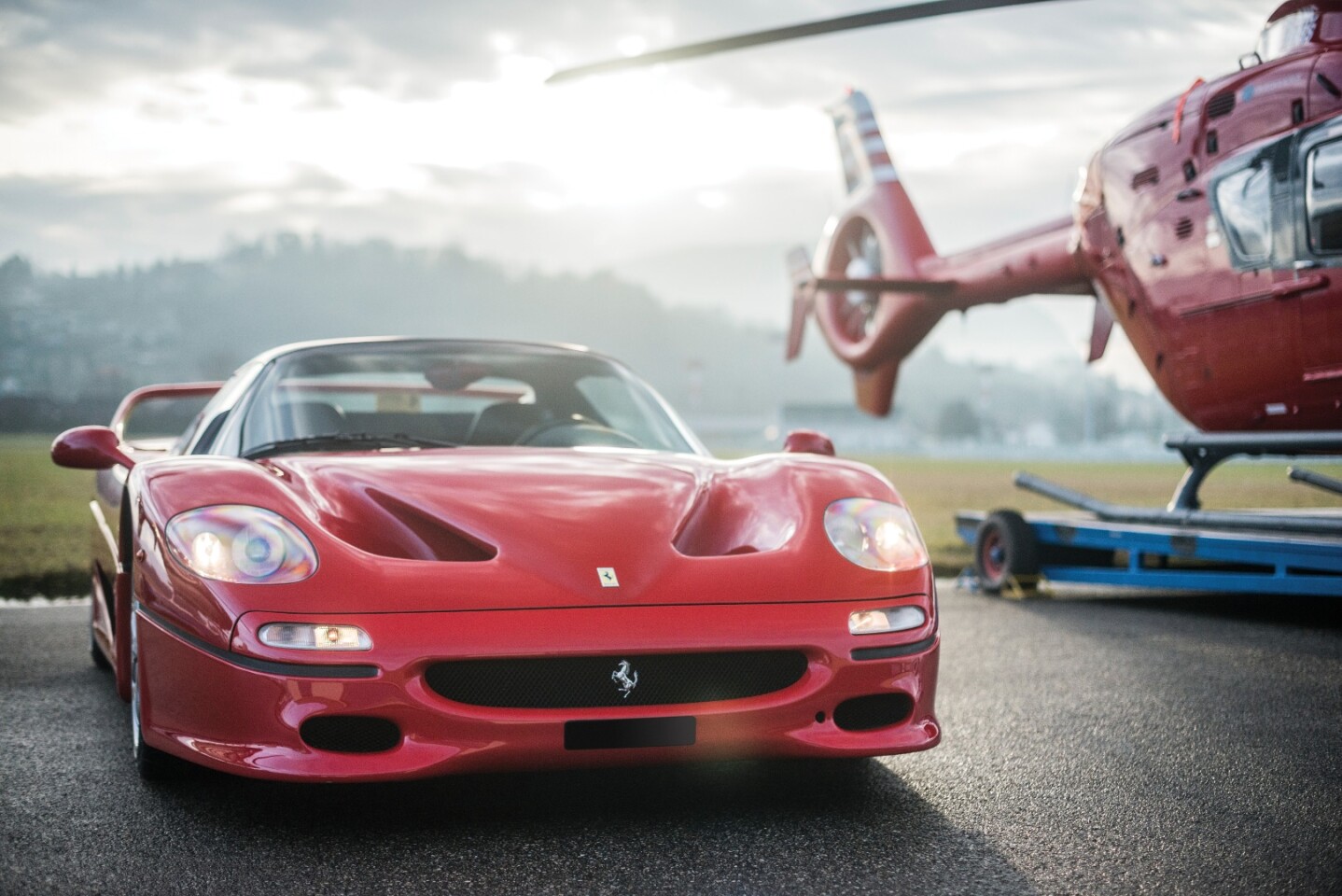 The F50 used an advanced carbon fiber construction