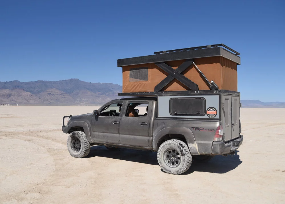 With its electric-lift design, the Base Camp pops to life with minimal effort