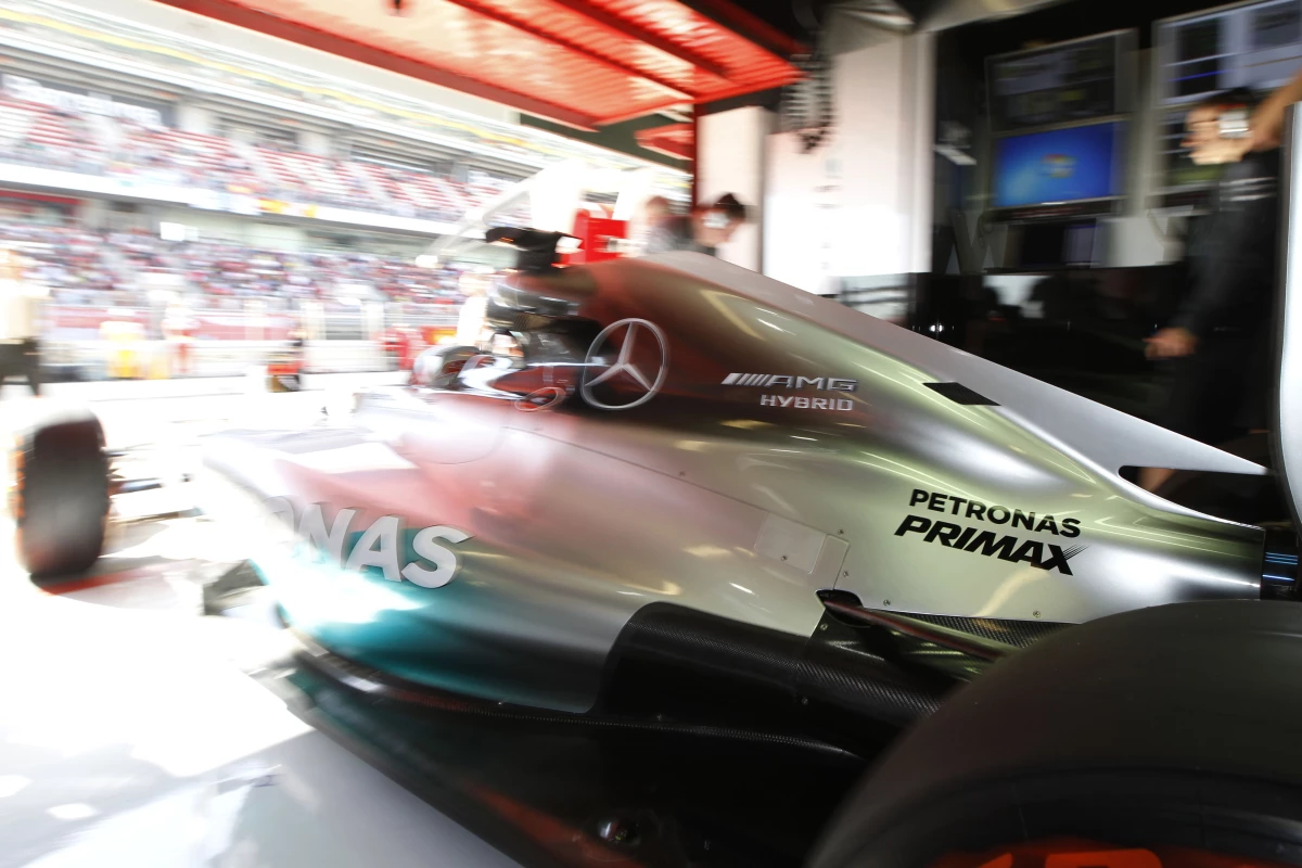 From five races this season, Mercedes-Benz has scored five poles, four fastest laps, five wins, three front-row lock-outs, four 1-2 finishes and led all 410 laps. The newly-christened F1 W05 Hybrid is on track to become the most successful race car in F1 history.