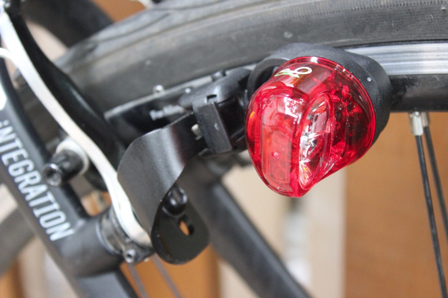Review Magnic Light iC combines best features of battery and dynamo bike lights