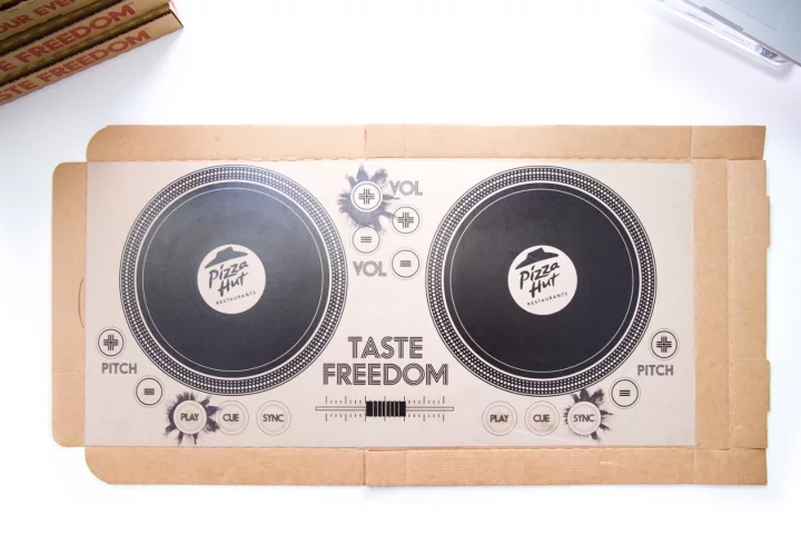 The pizza box uses conductive inks printed into a bespoke circuit board