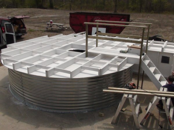 A fully functional AVE power station with a 100-meter (328-foot) diameter is said to be capable of generating up to 200 megawatts of electrical power