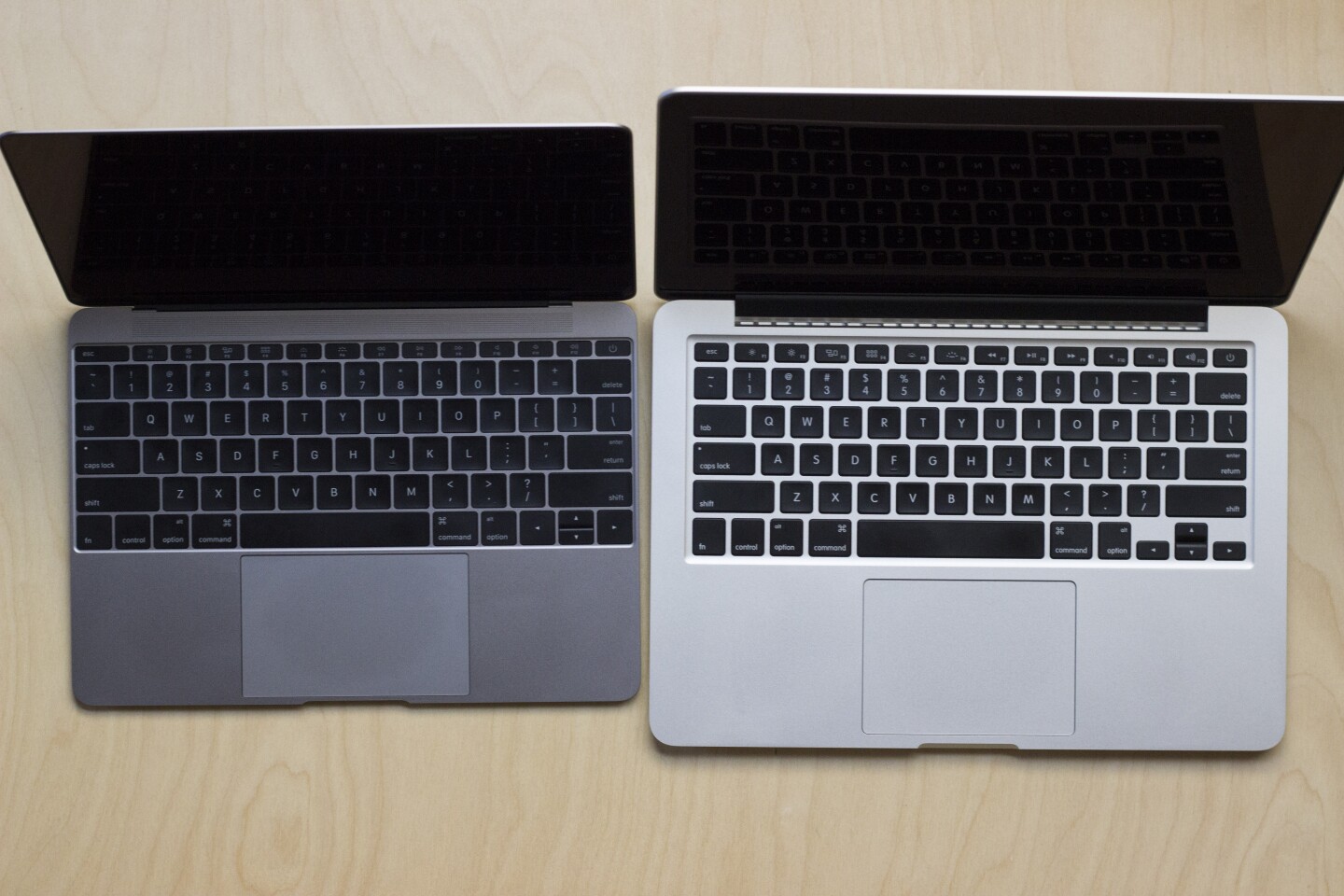 A look at the keyboards ... also note the amount of space on either side of the Pro's keyboard compared to the minimal space on the new model (Photo: Will Shanklin/Gizmag.com)