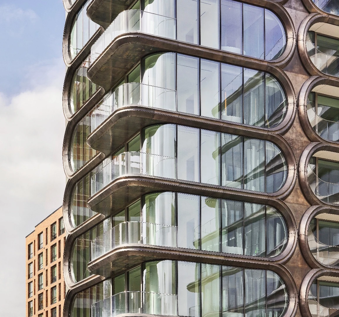 520 West 28th Street takes the form of an L-shape