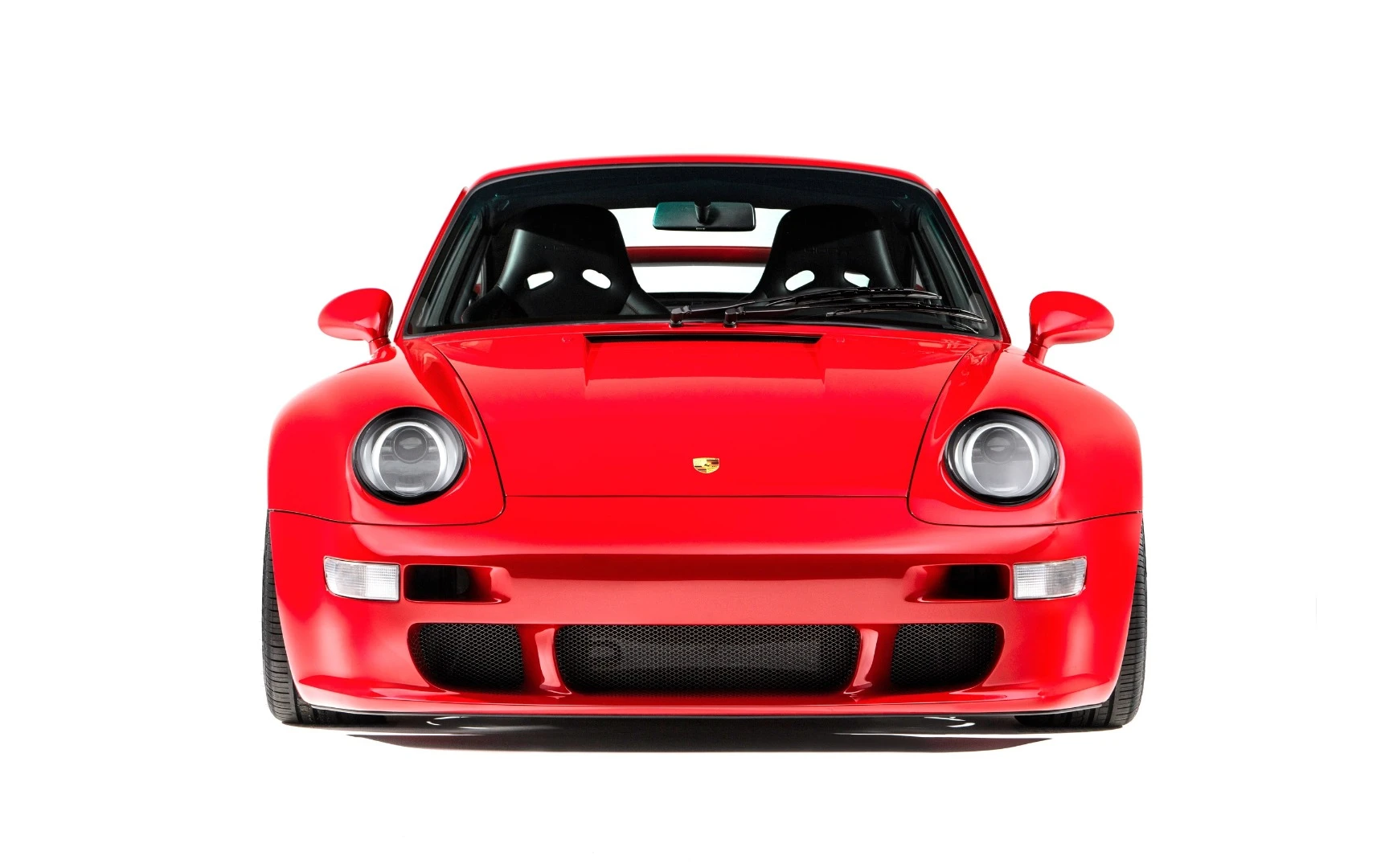 The 30-mm arch extensions of the 400R are tasteful, but they also look mean