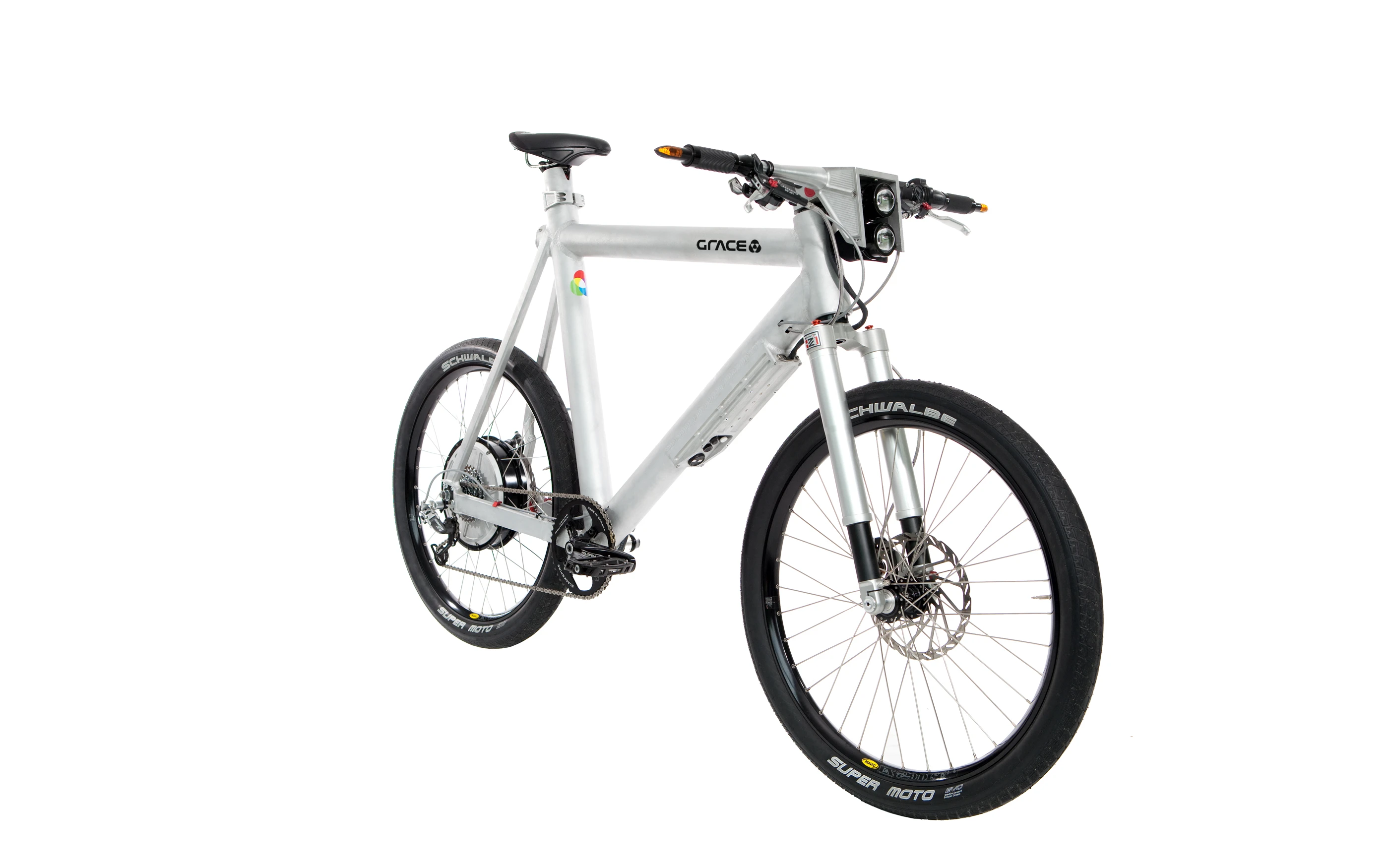 Available in both city and off-road versions capable of reaching speeds of up to 45km/h (28mph) and 30km/h (19mph) respectively