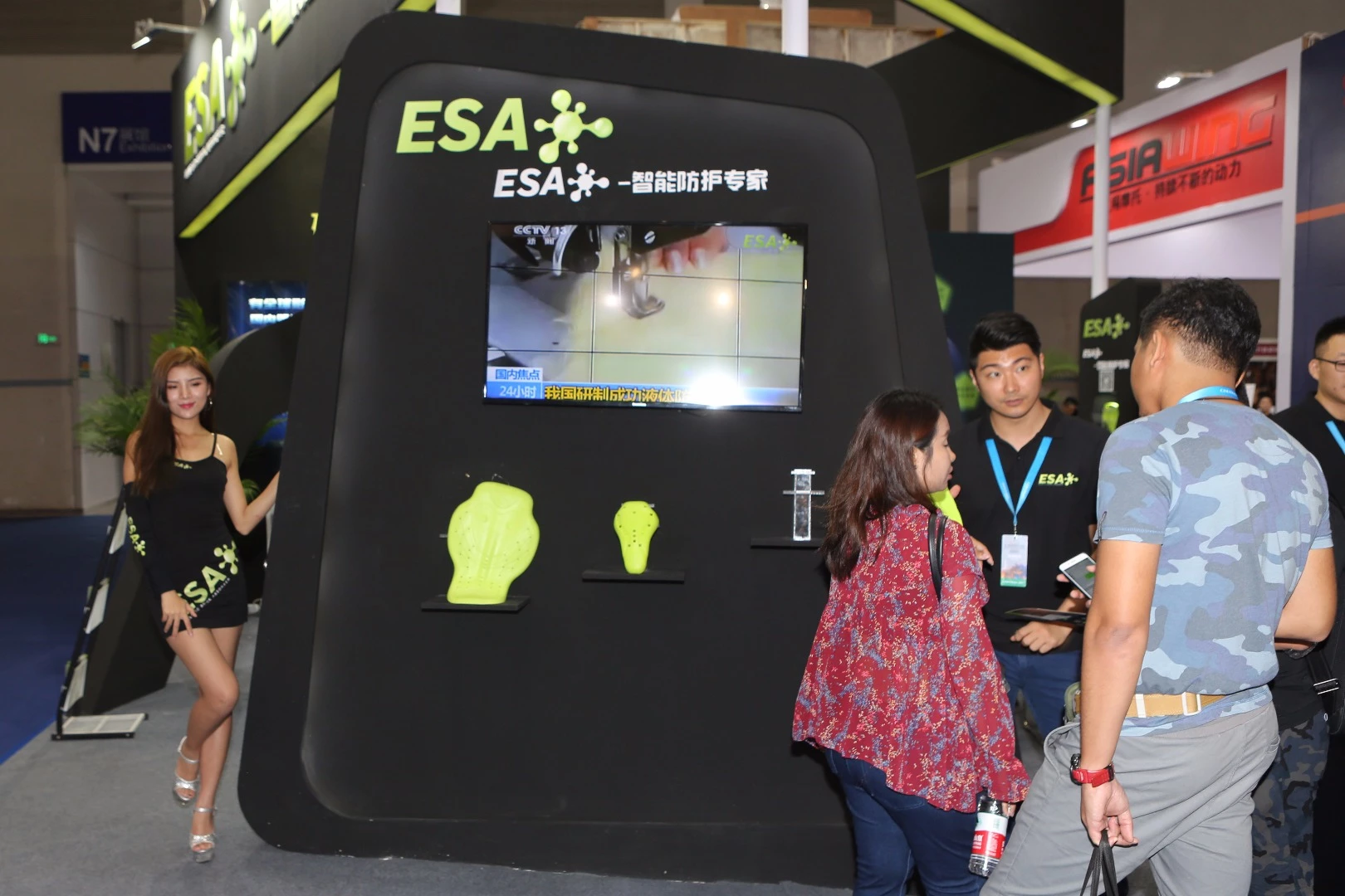ESA debuted a new brand of energy absorbing materials designed to be incorporated into protective clothing. The technology was developed by Chinese defense industries.