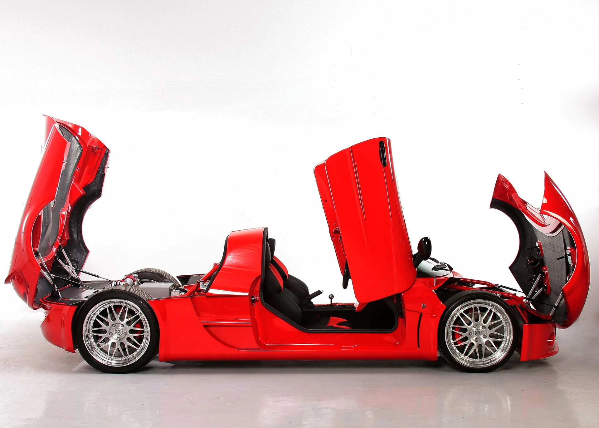 Li-ion Motor's Inizio EV