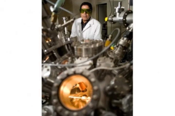 Nuclear engineer Ahmed Hassanein in his Purdue lab (Photo: Vincent Walter)