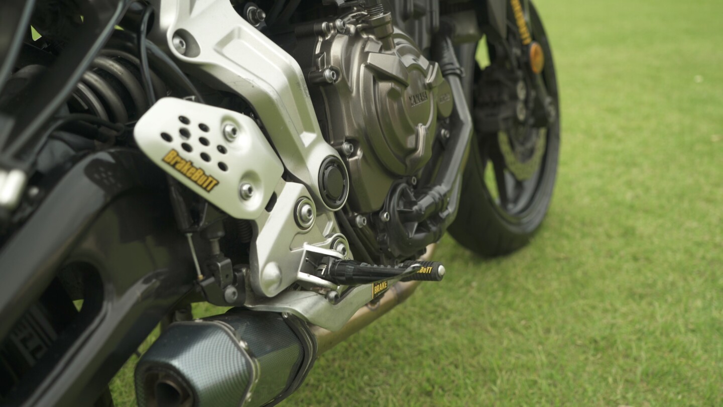 Brakebutt Gives Nearly Any Motorcycle Adjustable Linked Braking