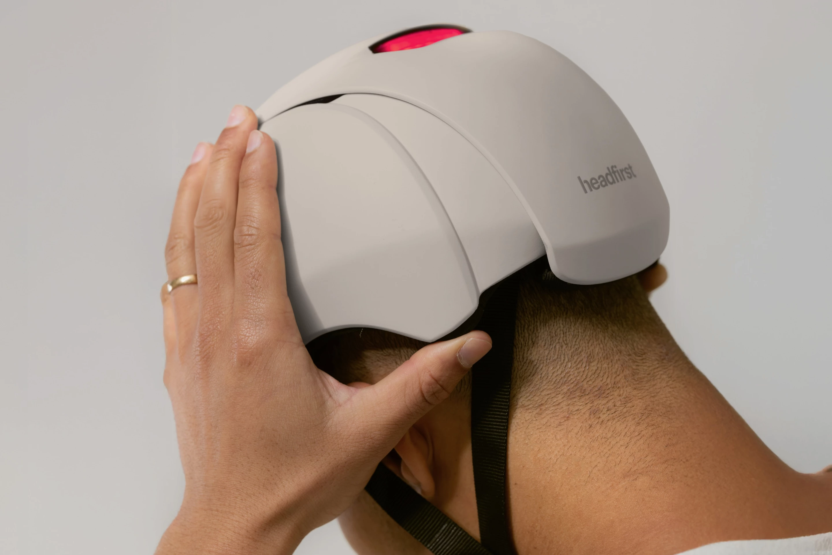 The headfirst Echo Pro helmet is presently on Kickstarter