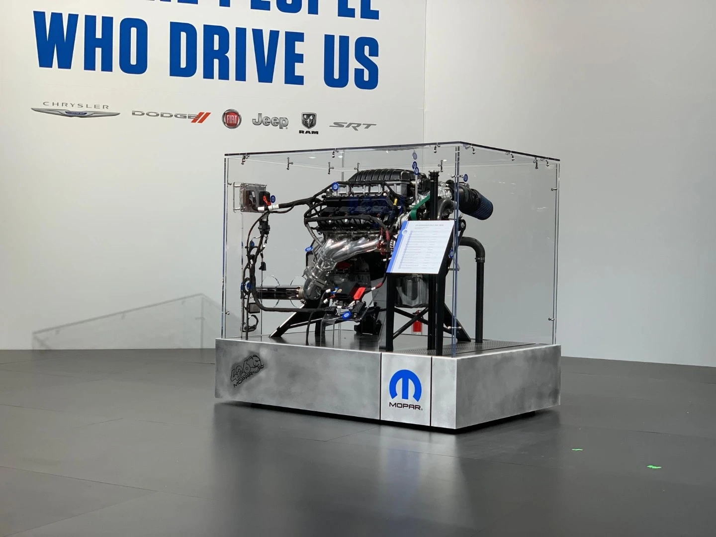Mopar reveals the 1,000-hp Hellephant 426 crate engine
