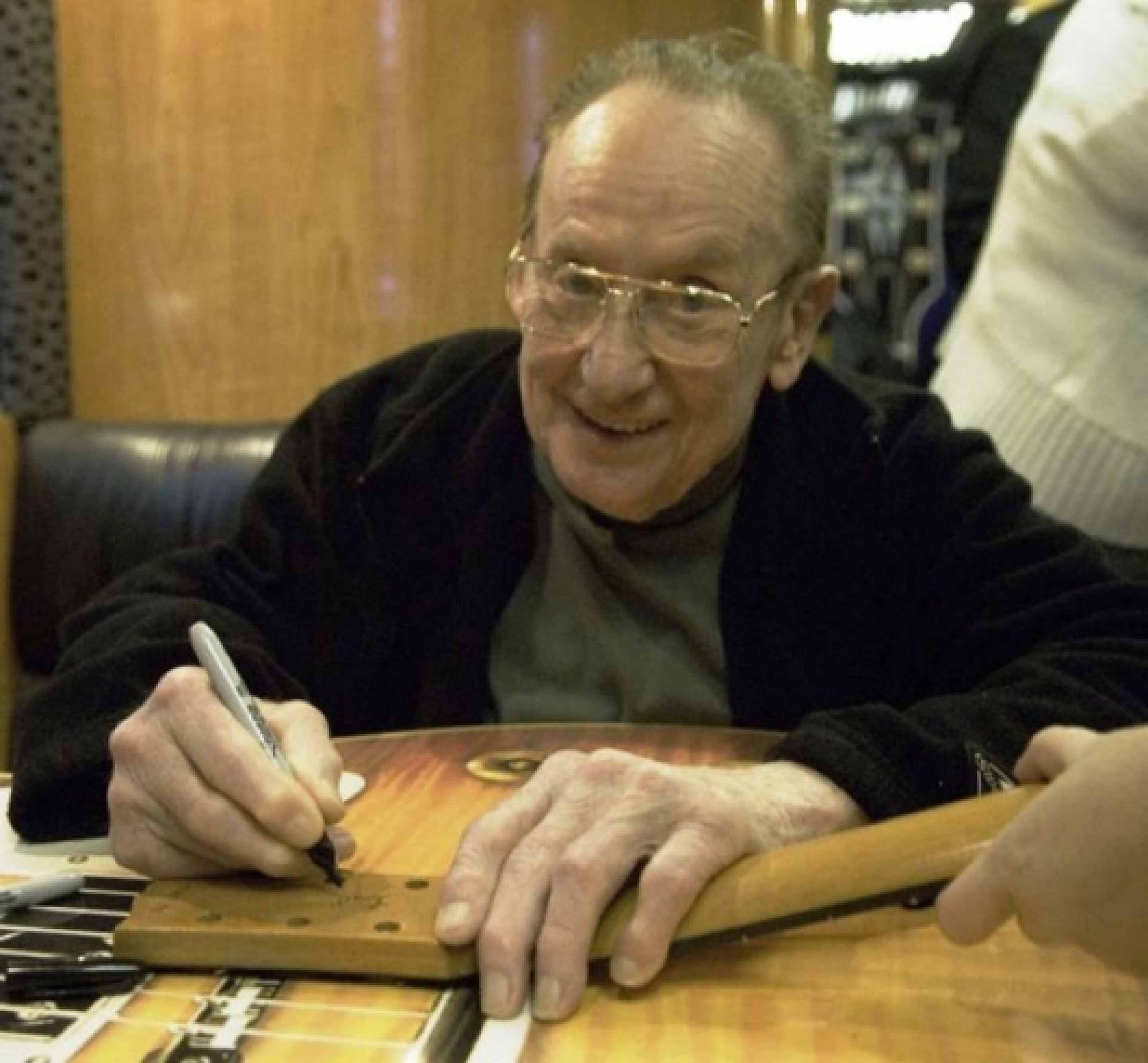 Gibson Guitar’s HD.6XPro Digital Guitar now available