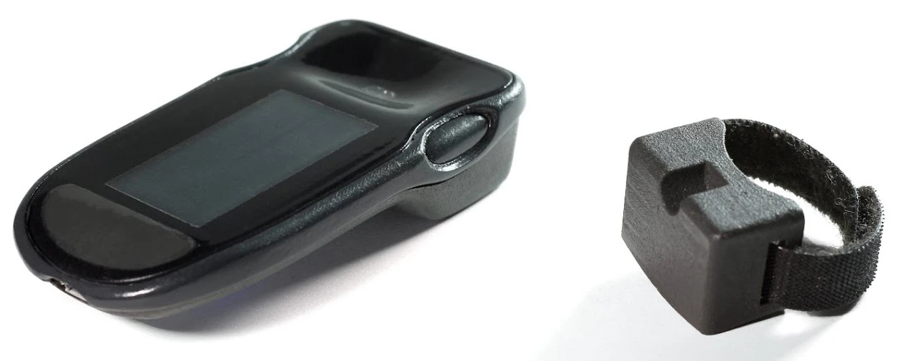 After installing a mount on a bike's handlebars, Haiku can be clipped into place where it is held in position with magnets