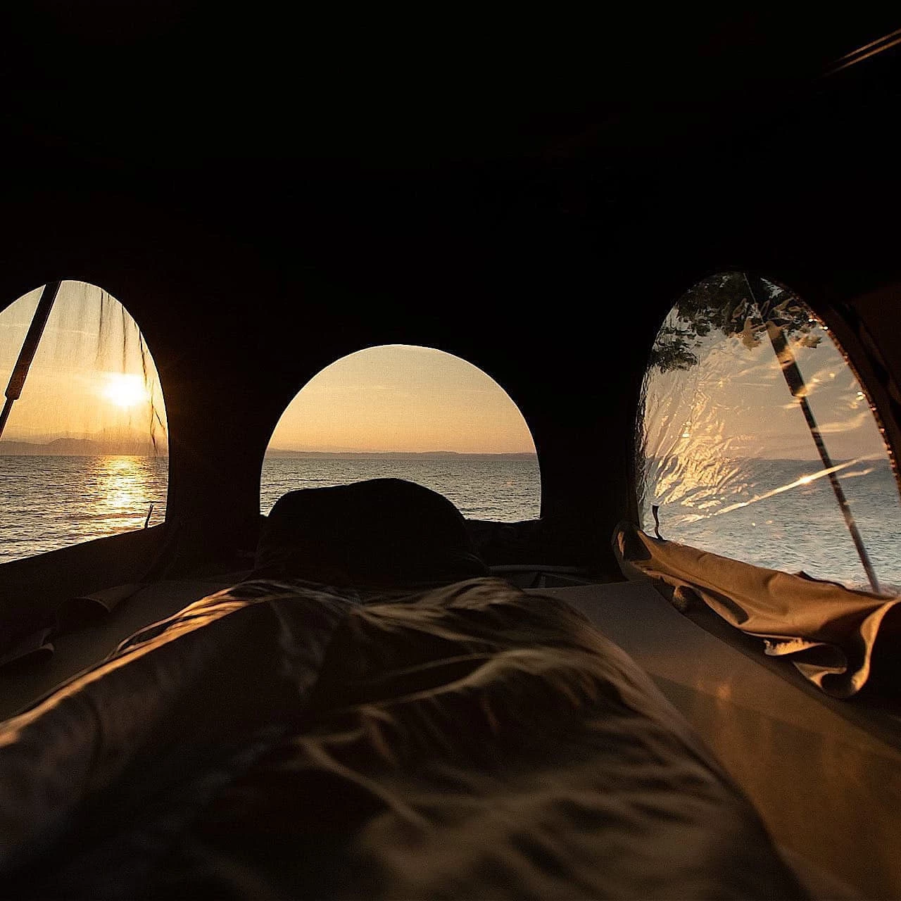 Every Vanster comes standard with a pop-up sleeper roof