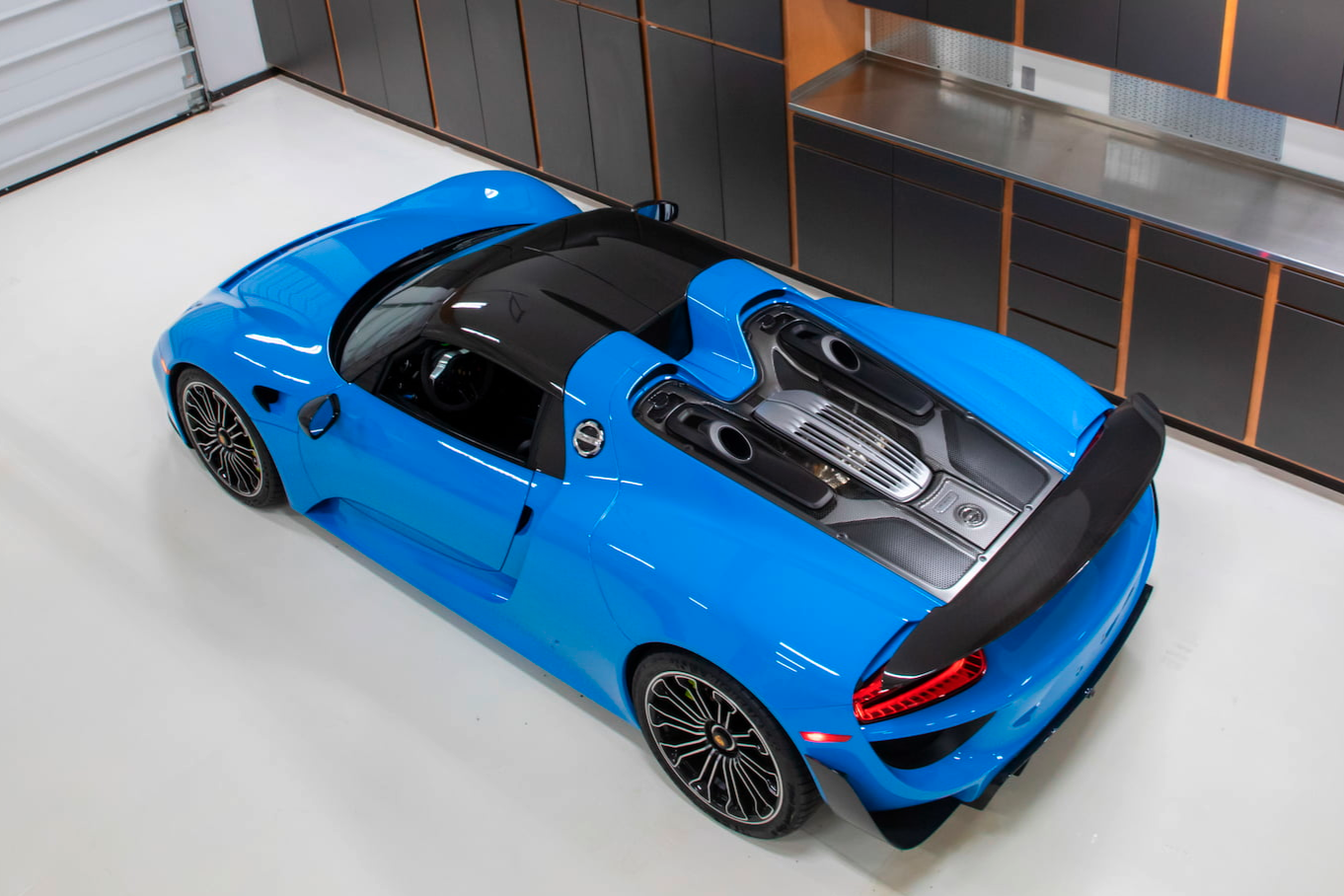 2015 Porsche 918 Spyder Weissach