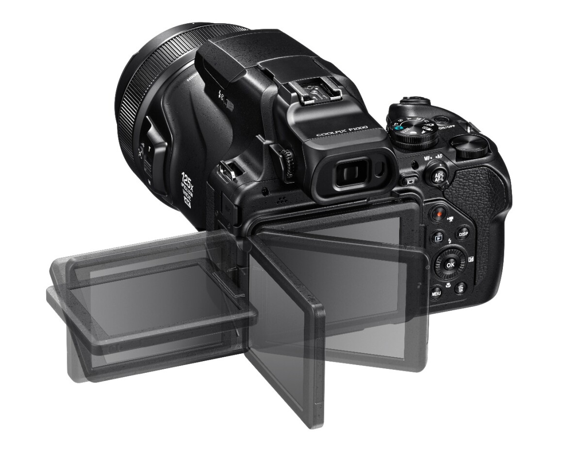 Framing up on the Coolpix P1000 can be undertaken on the 2.36 million dot OLED viewfinder or 3.2-inch, 921k-dot non-touchscreen tilting LCD panel