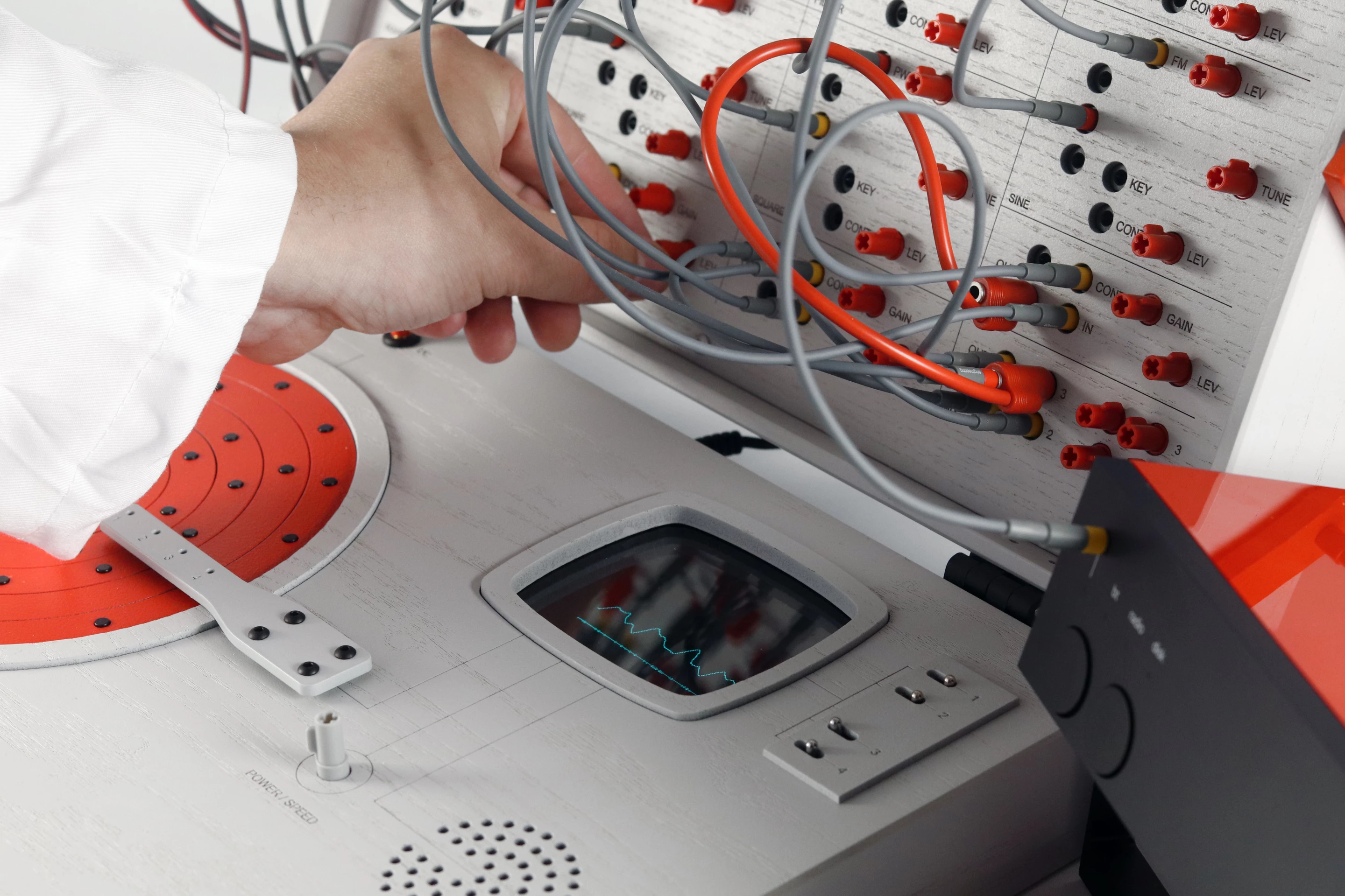 The CHD-4 generates sounds and rhythms based on the echocardiograms of four children who were born with congenital heart disease