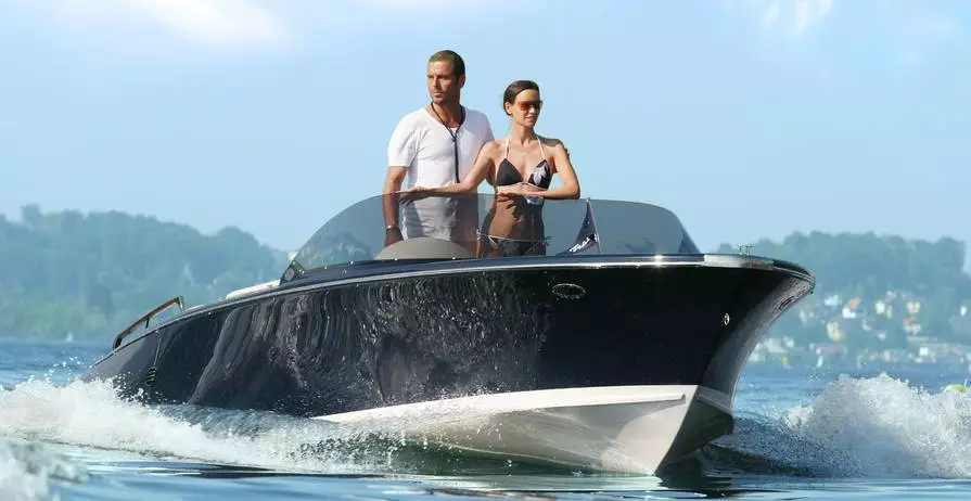 The 750 St. Tropez has electric motor options between 10 and 40 kW