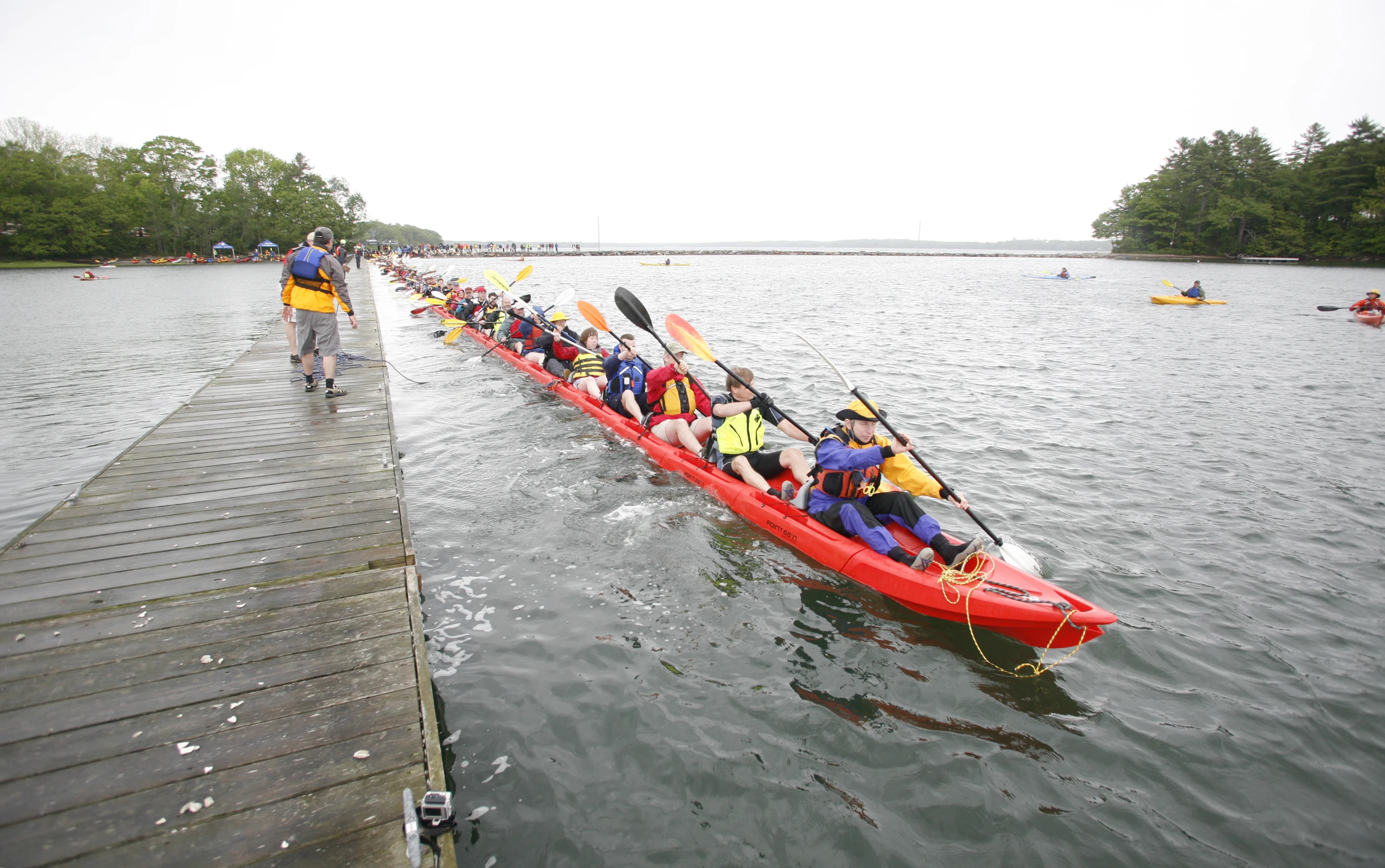 500 feet (152 meters) and 101 segments of kayak