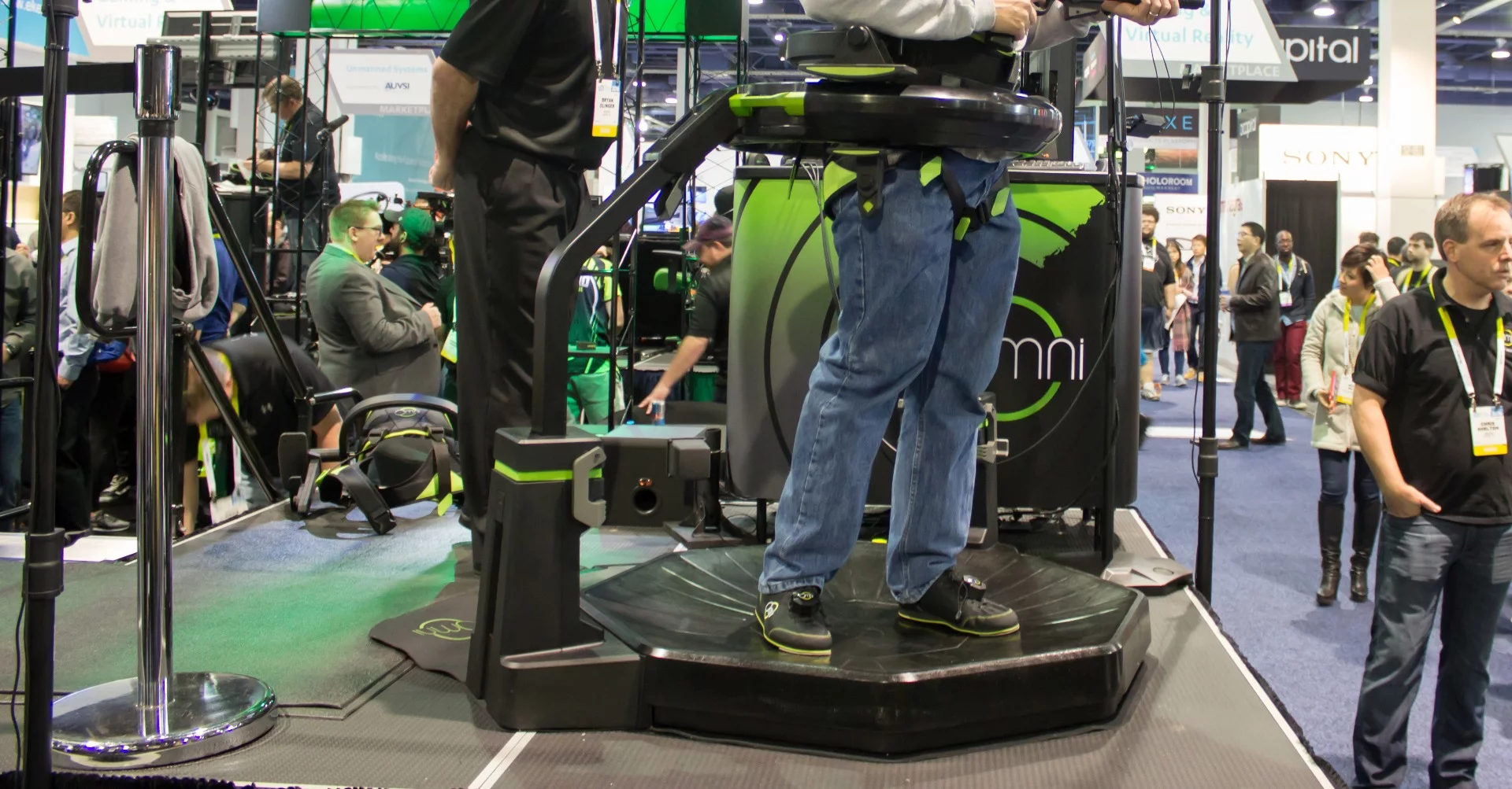 Note the slight bowl shape to the treadmill's base – you need to drag your feet down those sides with every step you take