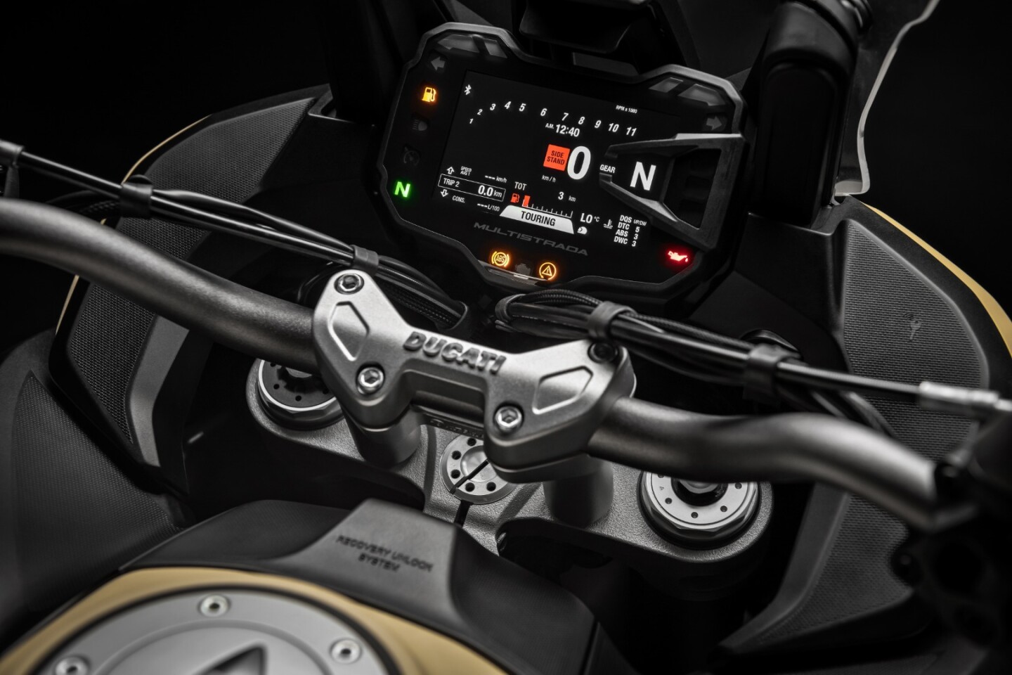 A 5-in color TFT screen handles all the information the rider of the 2019 Ducati Multistrada 1260 Enduro needs