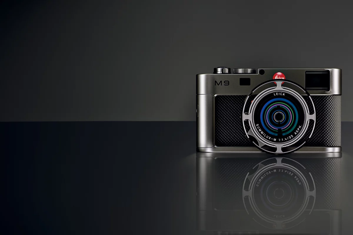 Retro class - the LEICA M9 Titanium