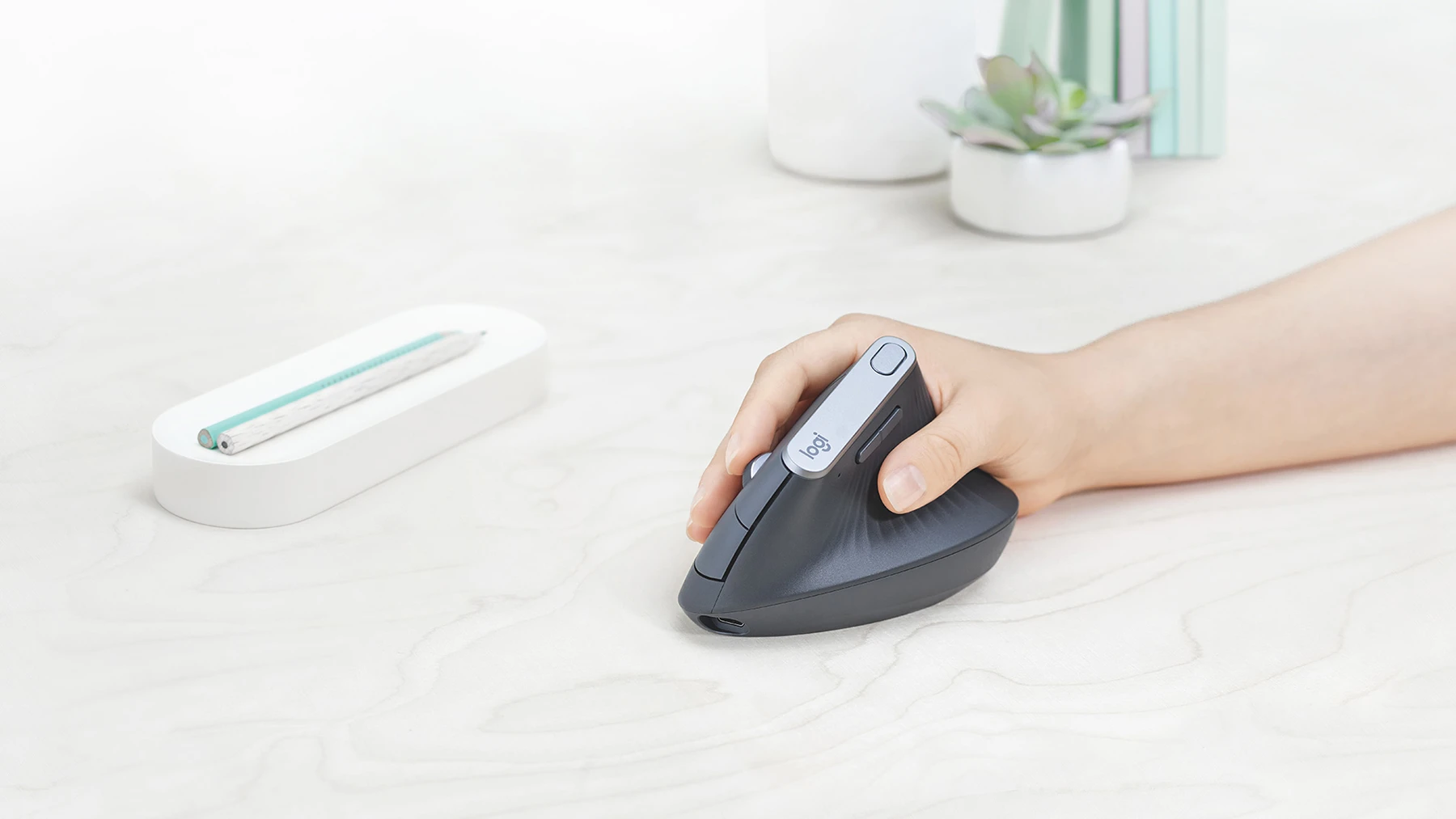 Logitech says its MX Vertical mouse reduces wrist strain by 10 percent