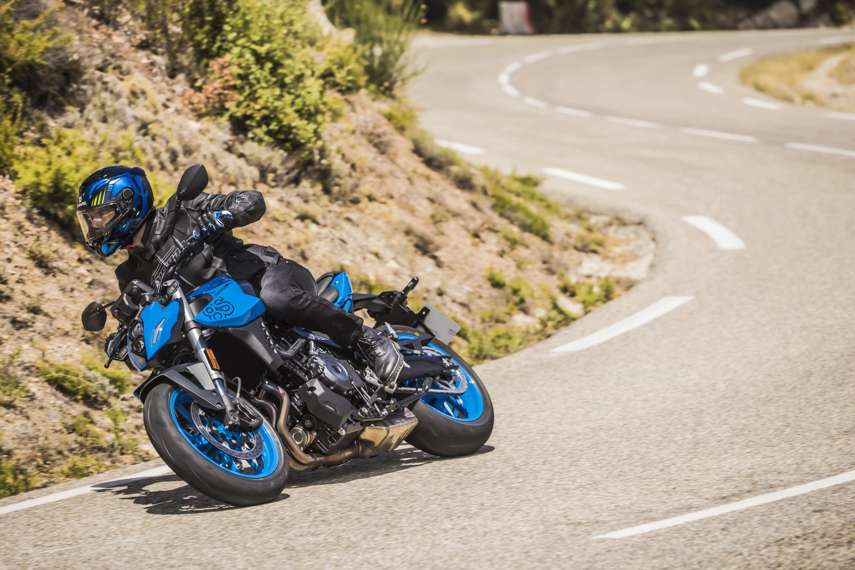 KYB suspension and Dunlop tires
