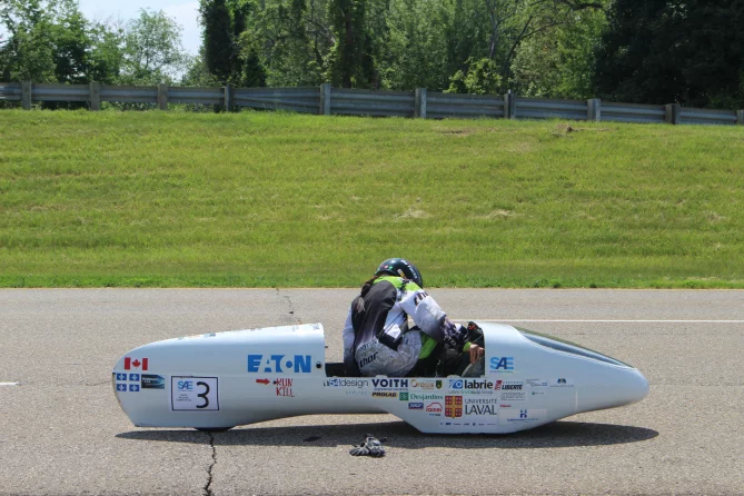 The University of Laval's team benefited from having last year's driver walk the track with the new driver to provide guidance