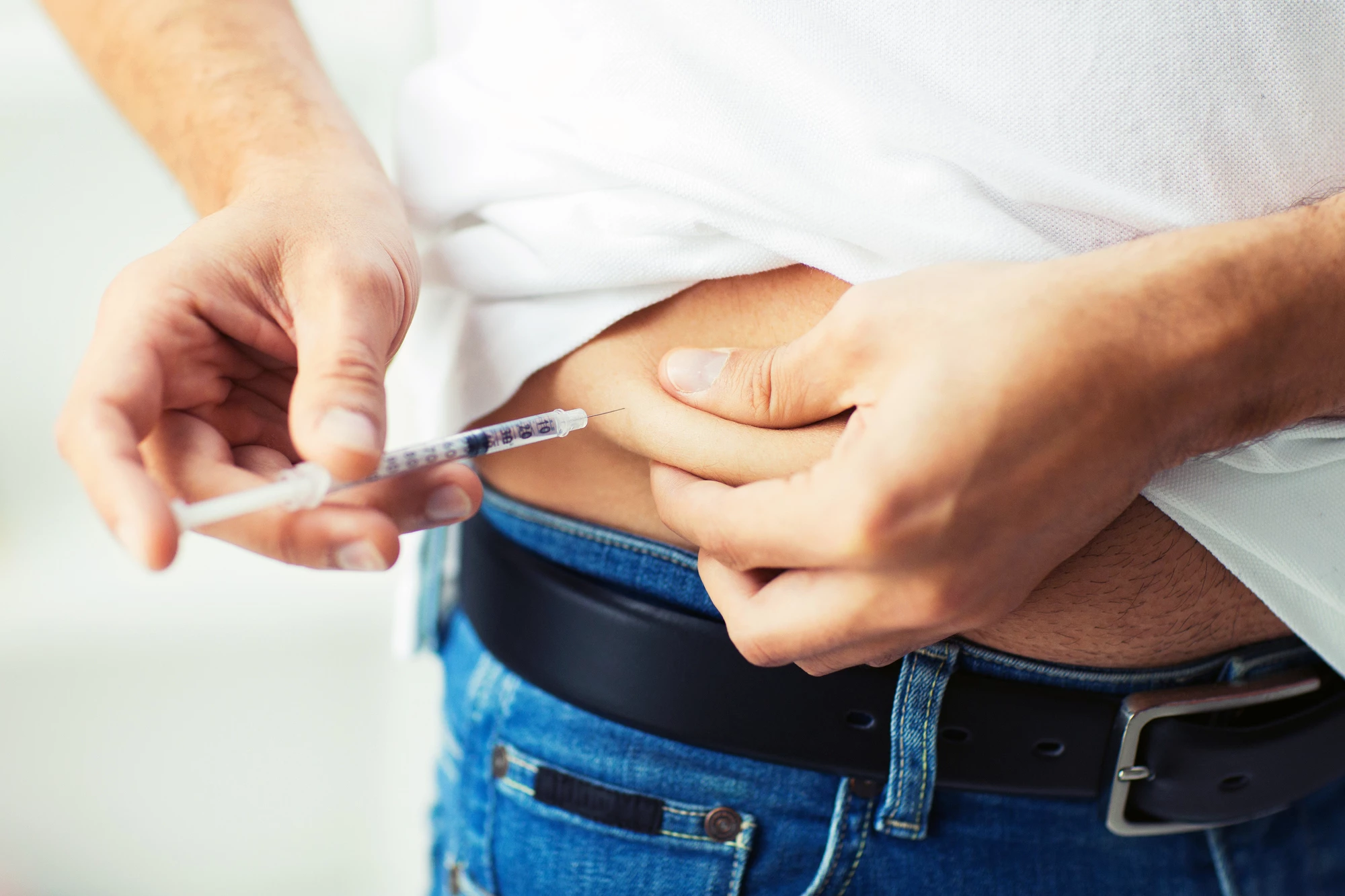 Researchers have developed an insulin formulation using nanoparticles that self-adjusts in response to blood glucose levels