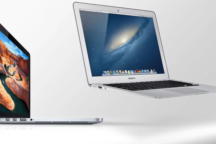 Gizmag compares the specs (and other features) of the 13-inch 2013 MacBook Air and MacBook Pro with Retina Display