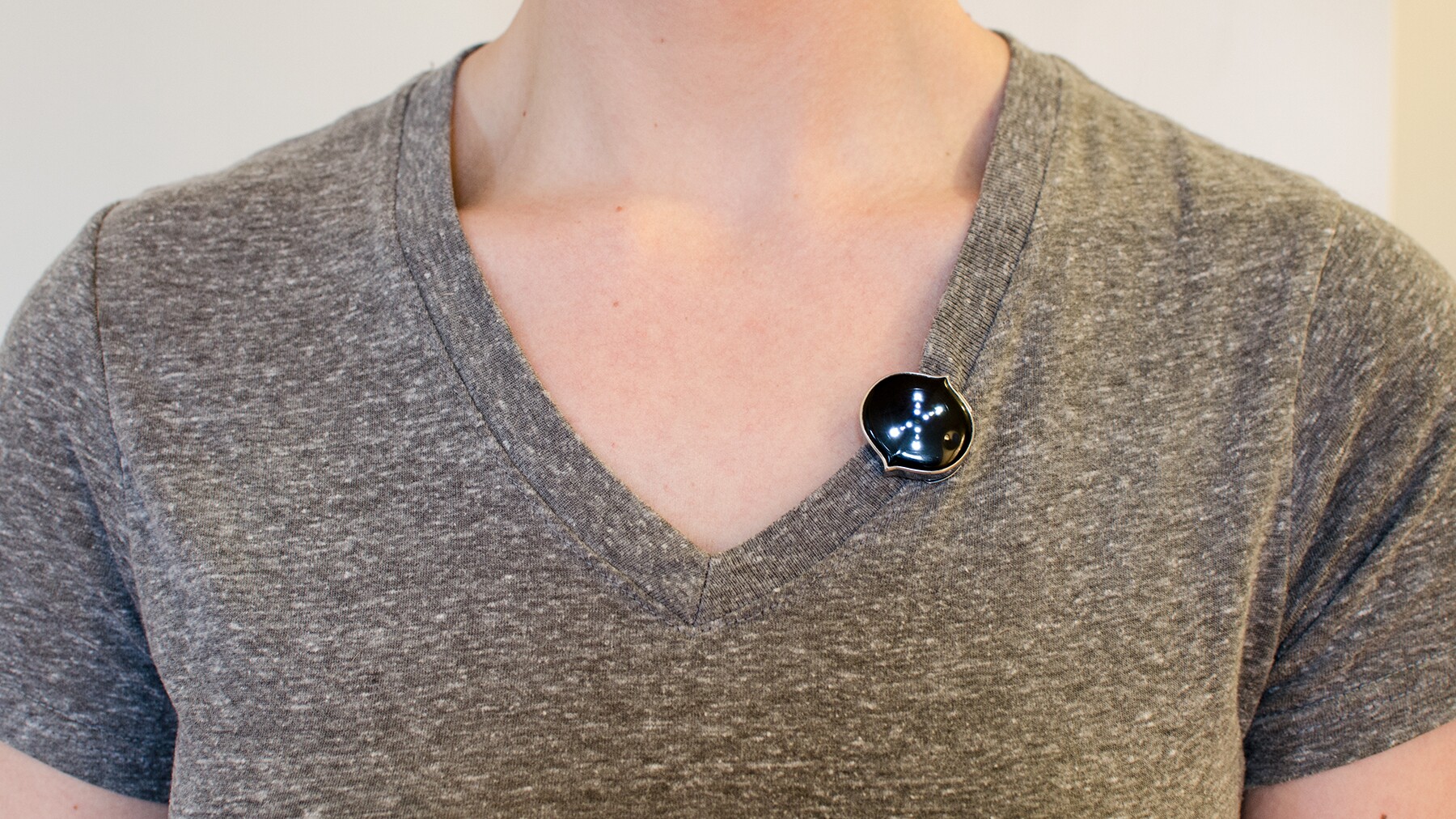 Review A wearable voice recorder for dictation on the go